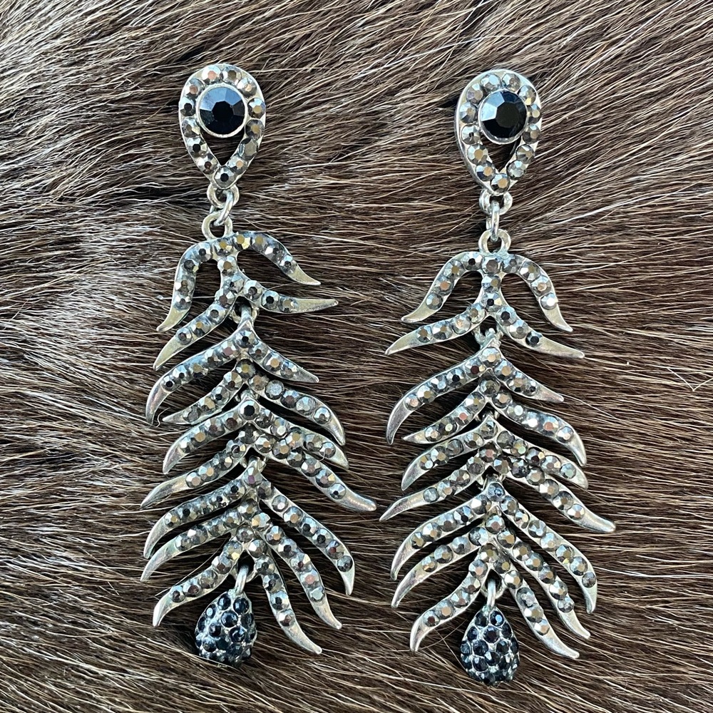 Metal Feather Earrings Black & Silver Rhinestones